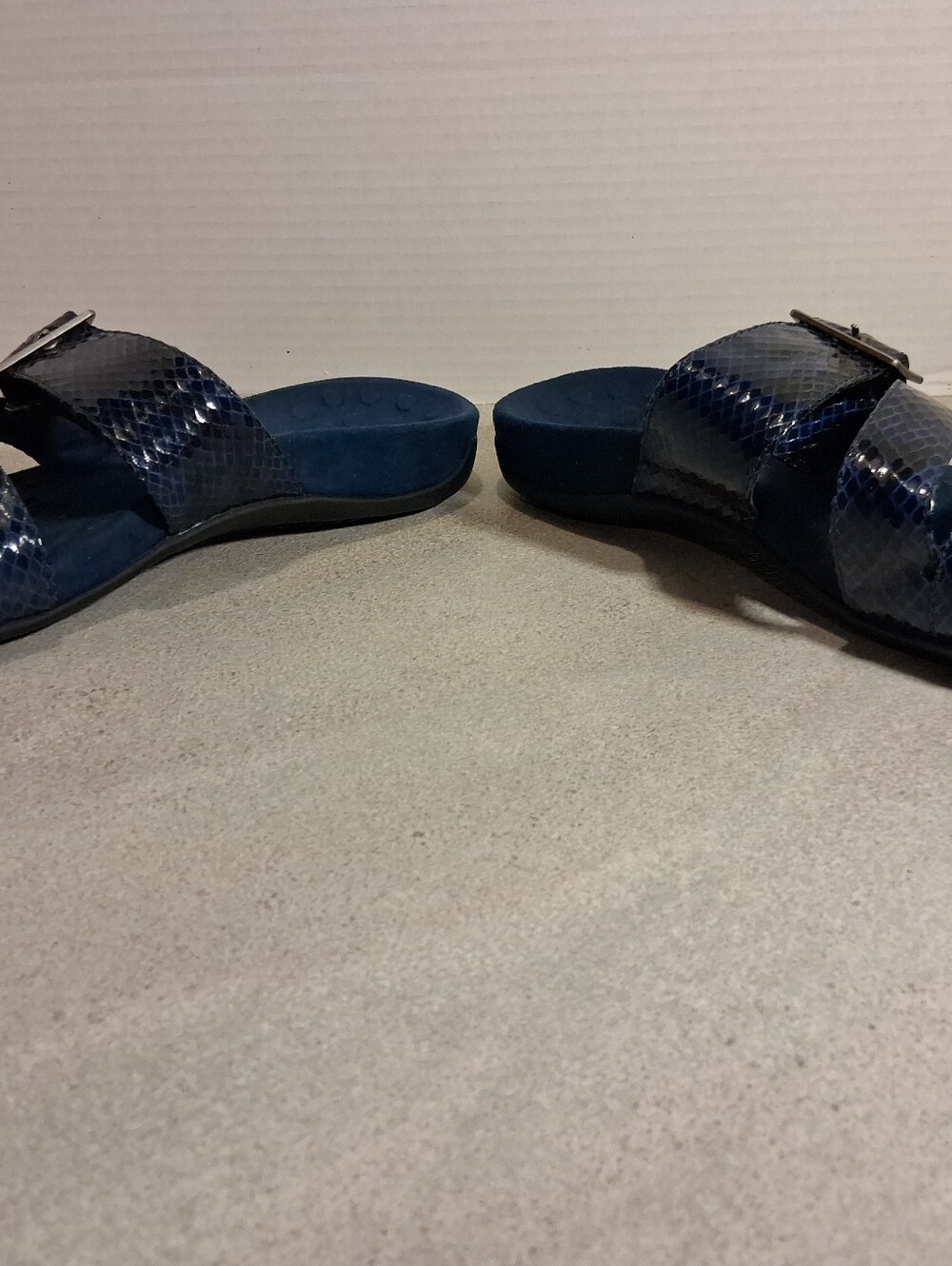Vionic Skylar Navy Blue Slide Sandals with Embossed Snake Print 9 - Picture 3 of 9